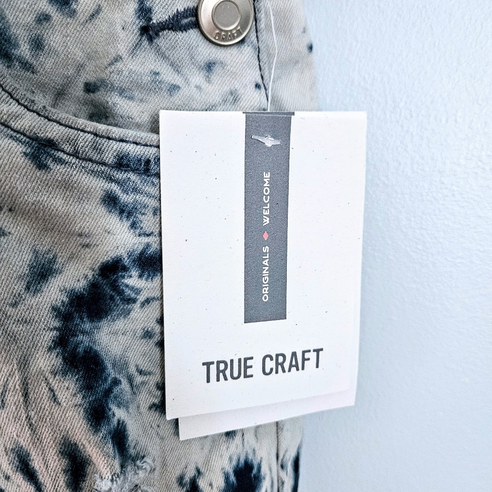 NWT True Craft Bleached & Blue Tie Dye Short Denim Jumper Overalls Size 12 - Picture 5 of 7